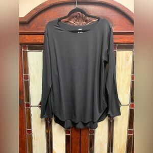 Uniqlo Black Long Sleeve Women's Top